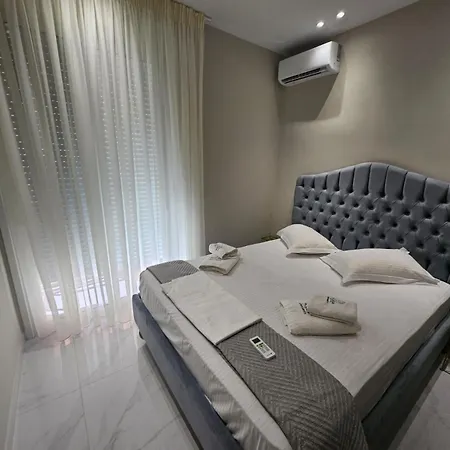 Agora Luxury Flat 3 *